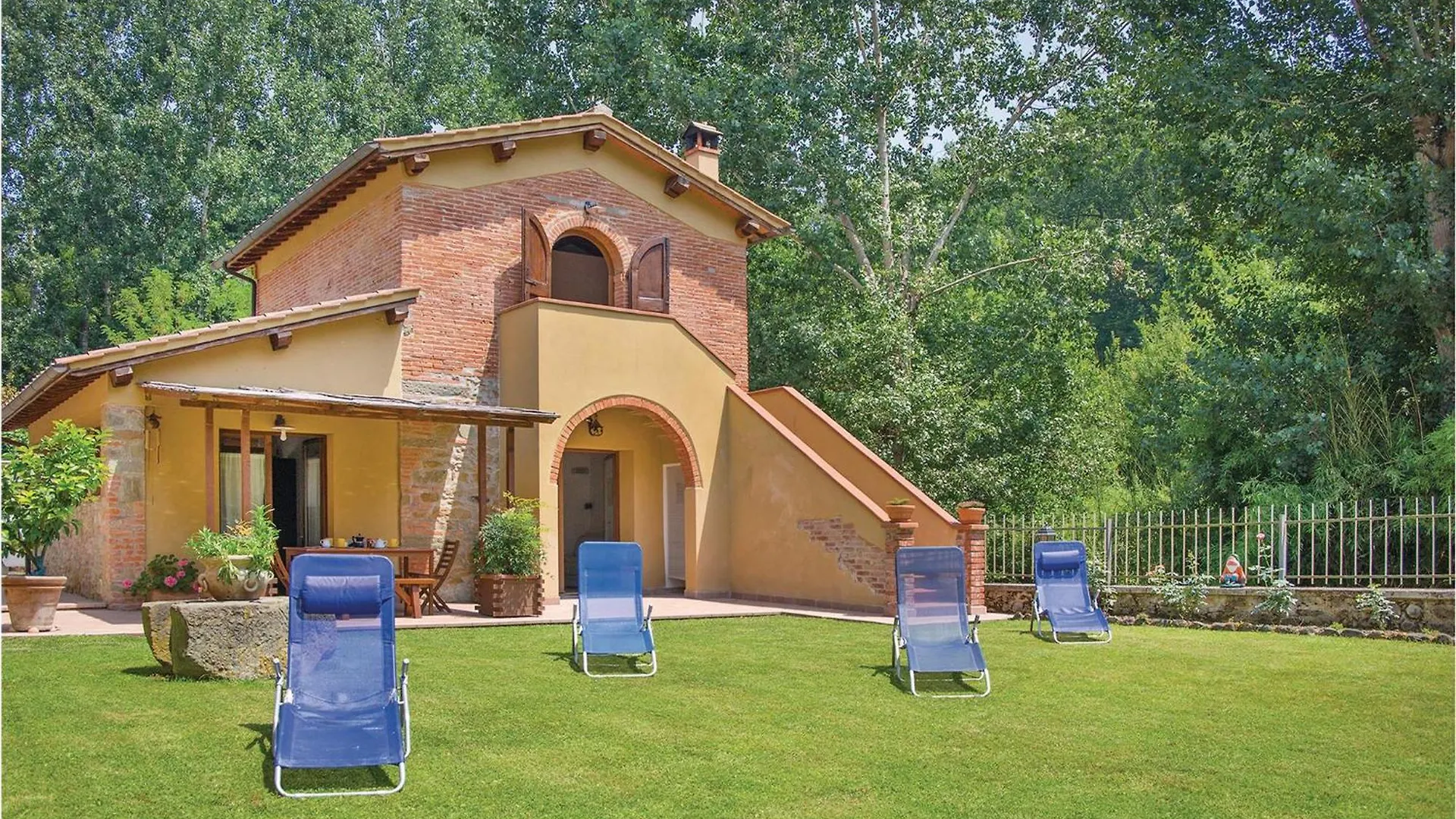 Fienile Villa Reggello Italy